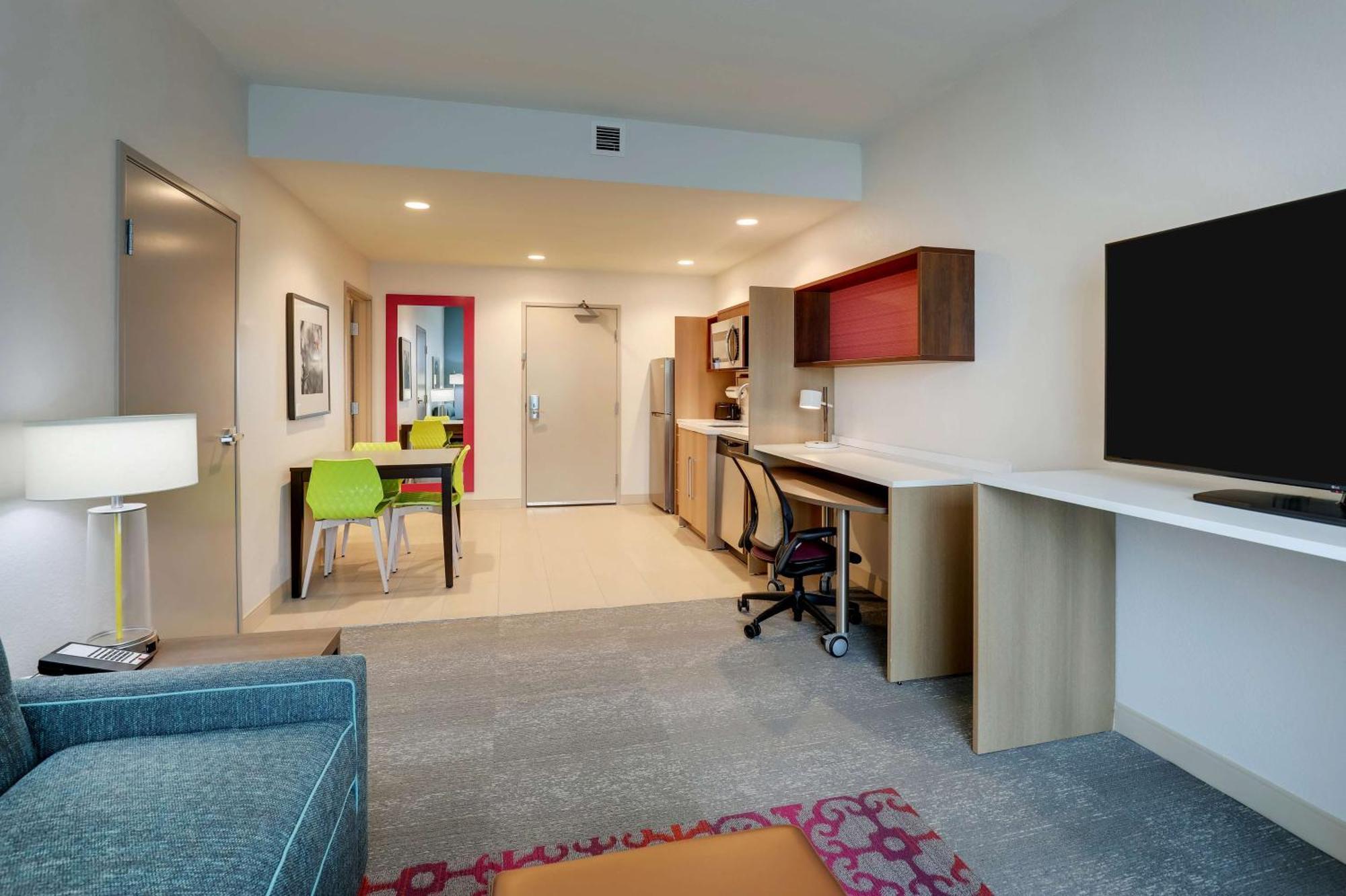 Hotel Home2 By Hilton